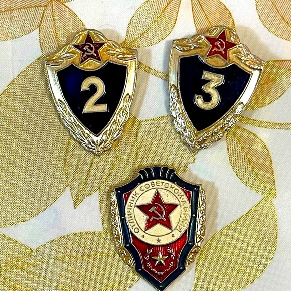 Set Of 3 Russian Soviet Army Soldier Class Specialist Badges USSR Nice - Picture 1 of 3